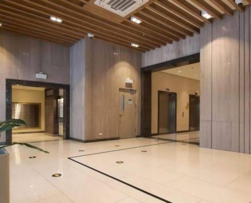 Luxestaysmnl Coastal Chic Netflx 380Mbps Pool Bgc Manila Exterior photo