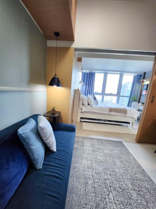 Luxestaysmnl Coastal Chic Netflx 380Mbps Pool Bgc Manila Exterior photo