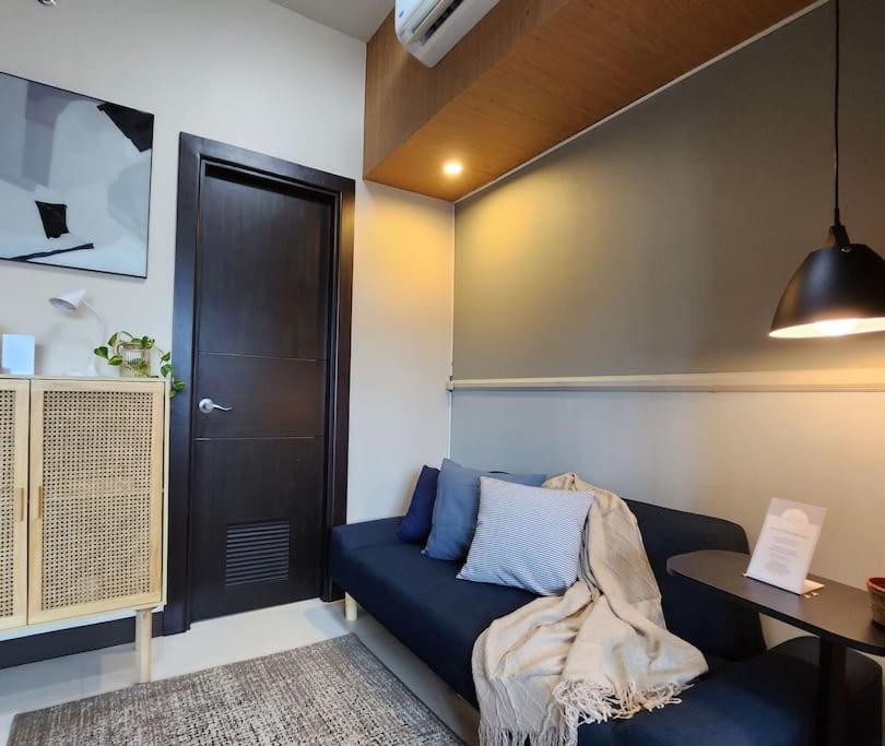 Luxestaysmnl Coastal Chic Netflx 380Mbps Pool Bgc Manila Exterior photo
